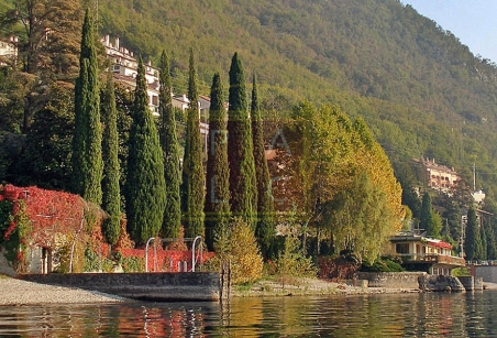 Villa Varenna Waterfront land