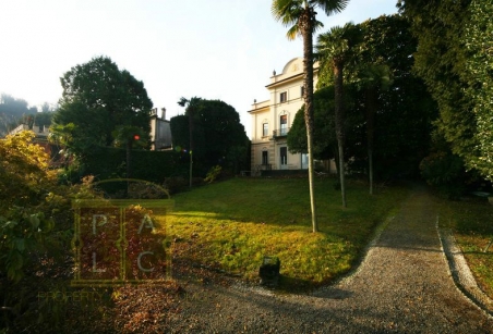 Lake Como rental villa